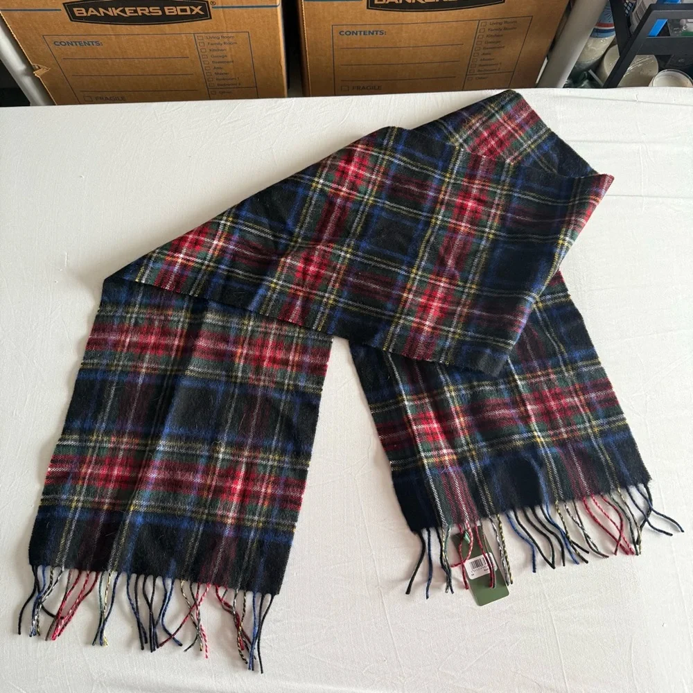 Shepherds Land Lambswool Scarf Unisex Tartan Lona Scott Scotland UK Fringe Plaid